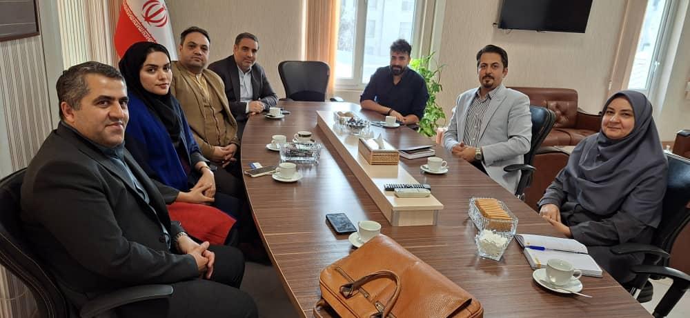 دیدار و رایزنی مدیران شرکت بیمه دی با رئیس مؤسسه آموزش عالی بیمه اکو